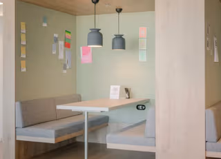 1 Person Coworking Desk