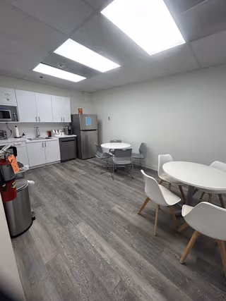 1 Person Private Office