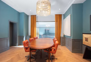 3 Person Private Office