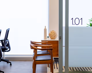 1 Person Coworking Desk