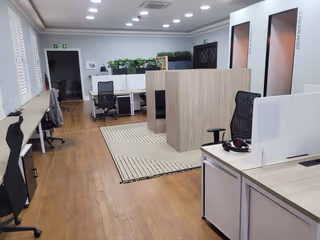 1 Person Coworking Desk