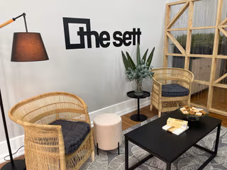 5 Person Coworking Desk