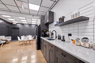 9 Person Private Office