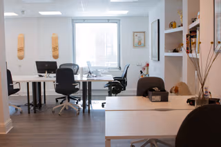20 Person Private Office