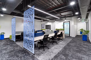 200 Person Private Office