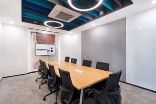 400 Person Private Office