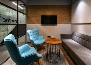 4 Person Coworking Desk