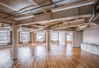 35 Person Private Office