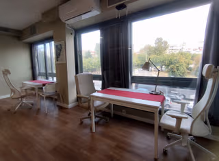 1 Person Private Office