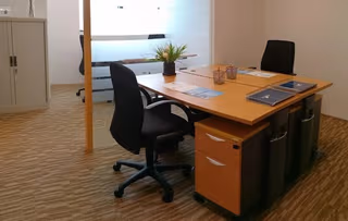 4 Person Private Office
