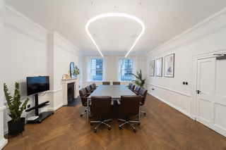 7 Person Private Office