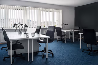 4 Person Coworking Desk