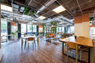 5 Person Coworking Desk