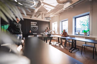 25 Person Private Office