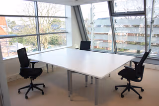1 Person Private Office