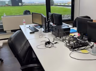 4 Person Private Office
