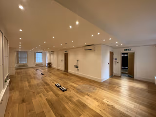 45 Person Private Office
