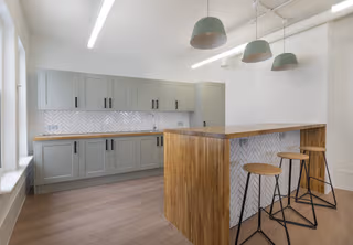 42 Person Enterprise Suite