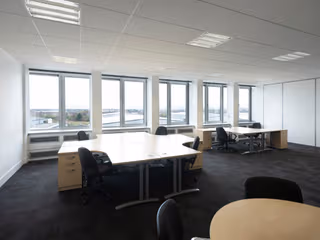 4 Person Private Office