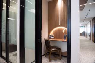 20 Person Private Office