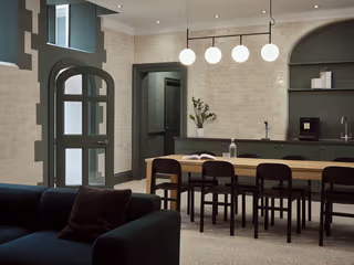 28 Person Enterprise Suite