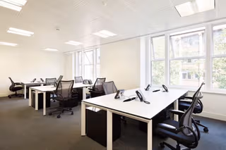 5 Person Private Office