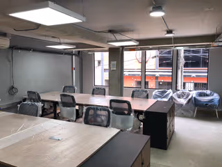 1 Person Private Office