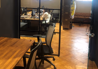 25 Person Private Office