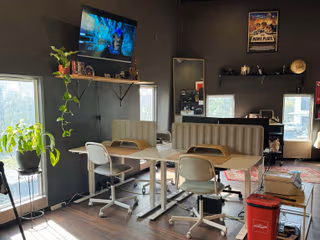 4 Person Coworking Desk
