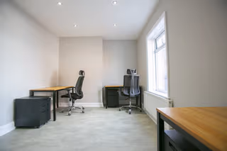 1 Person Coworking Desk