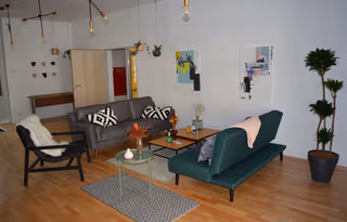 35 Person Sublet Office
