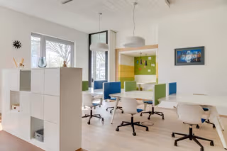 3 Person Private Office