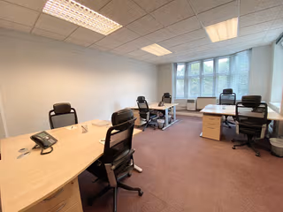 4 Person Private Office