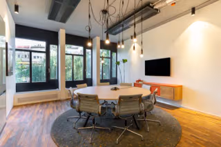 1 Person Coworking Desk