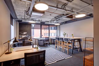 10 Person Private Office