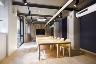 9 Person Private Office