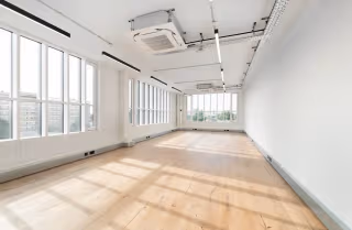 5 Person Private Office
