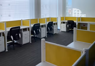 70 Person Coworking Desk