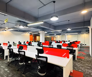 10 Person Coworking Desk