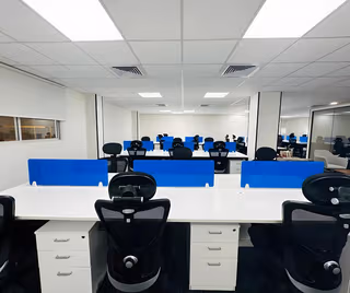7 Person Coworking Desk