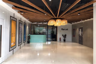 10 Person Private Office