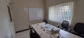 1 Person Coworking Desk