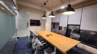 6 Person Coworking Desk