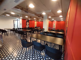 150 Person Private Office