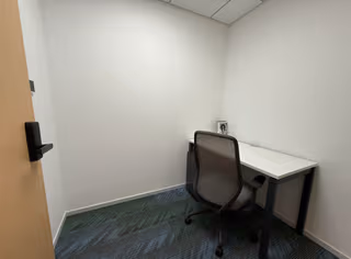 3 Person Private Office
