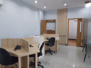 6 Person Private Office