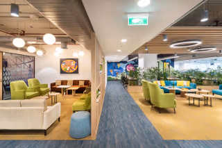 400 Person Private Office