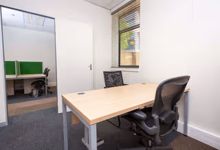 3 Person Private Office