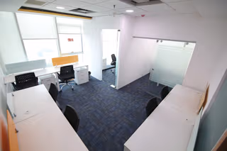5 Person Coworking Desk