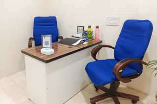 1 Person Coworking Desk